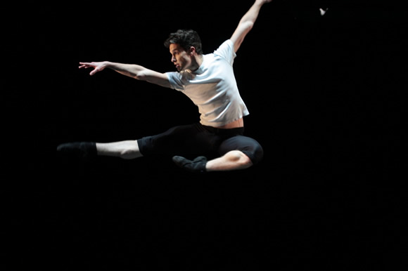 Ballet 101 �Ballet 101�